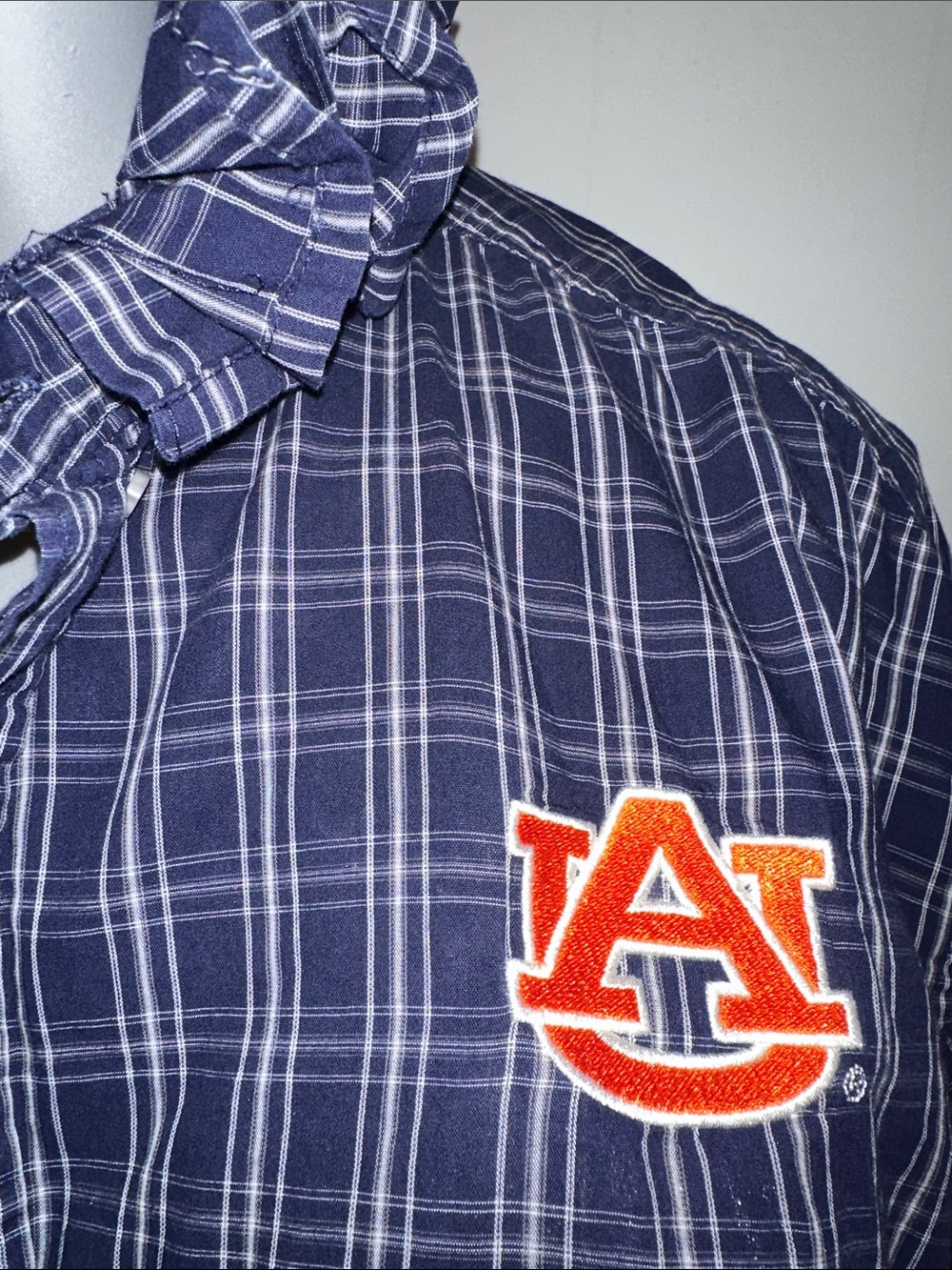 Pro Edge Navy Plaid Ruffled collar Shirt with Auburn Logo - Picture 2 of 6